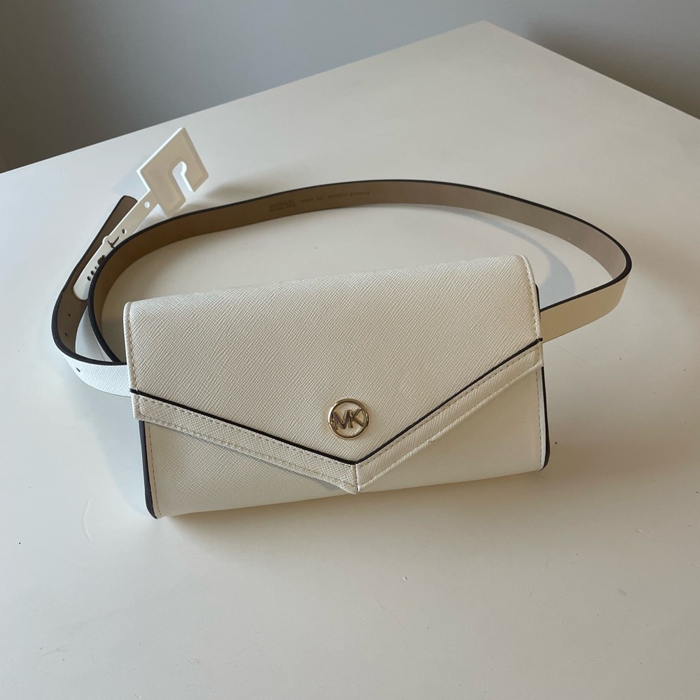 NWT MICHAEL KORS White Envelope Style Belt Bag size L/XL